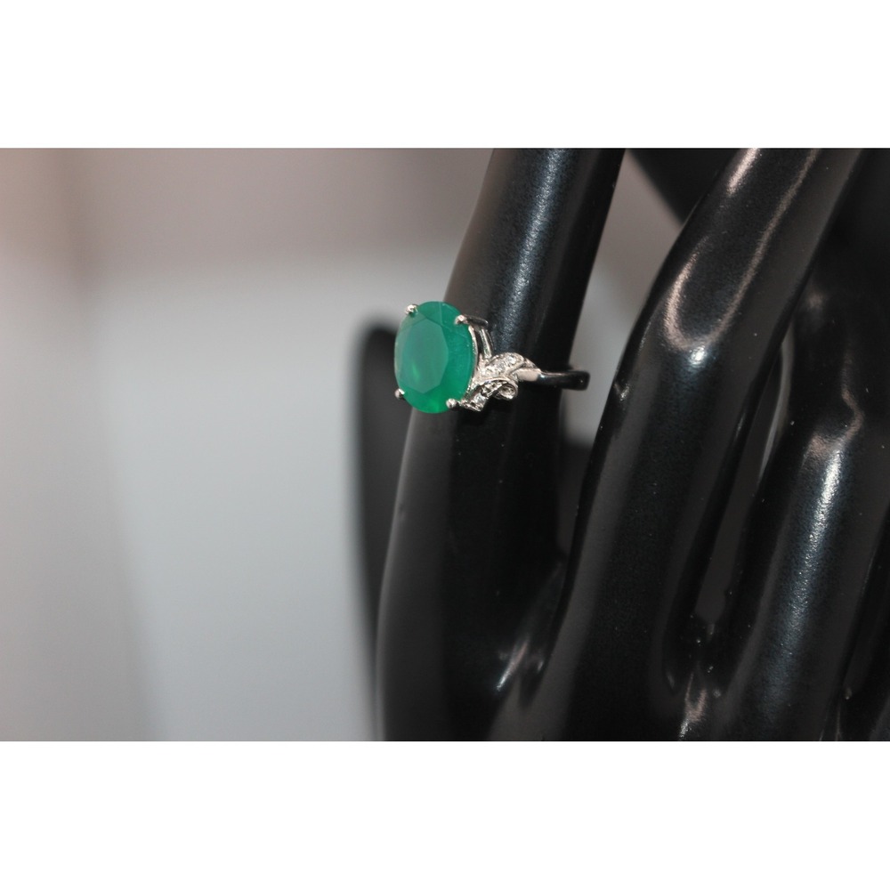 925 Sterling Silver Green Cabochon Gemstone Ring with White Accents Size 6.5
